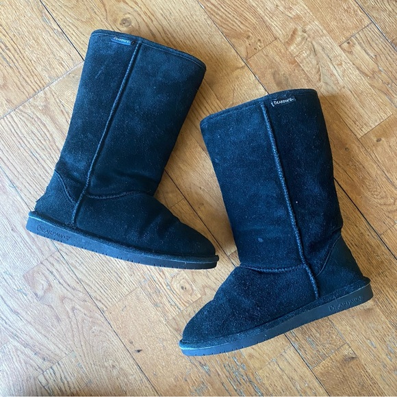 Bearpaw Tall Black Boot - Picture 2 of 5